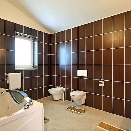 Quaint Stone With Swimming Pool In Kastelir Villa *