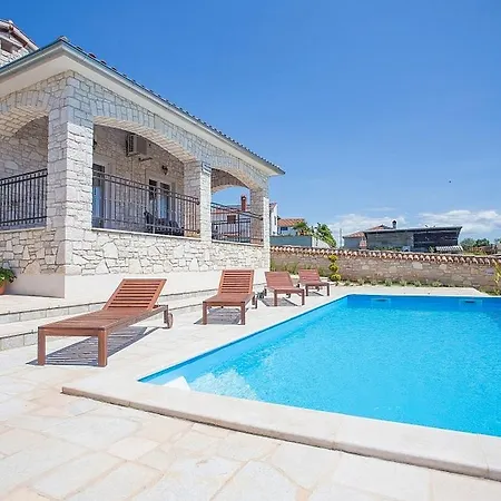 Quaint Stone With Swimming Pool In Kastelir Villa Babići